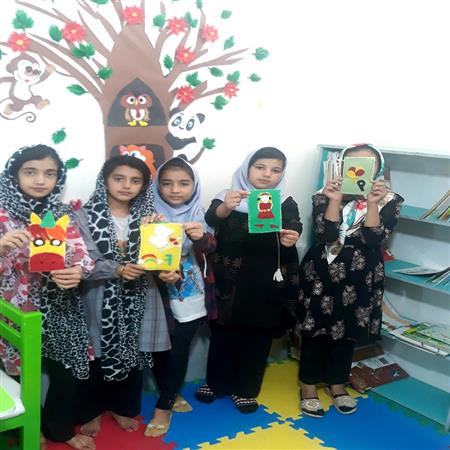 برنامه های فرهنگی کتابخانه (کلاس کاردستی)